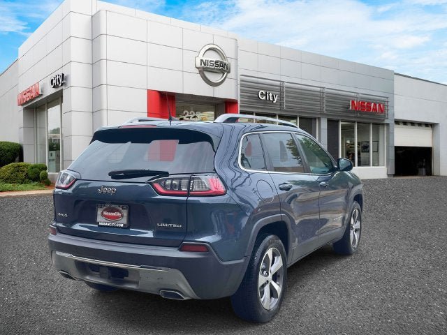 Used 2021 Jeep Cherokee Limited w/ Trailer Tow Group AWD/4WD image 6