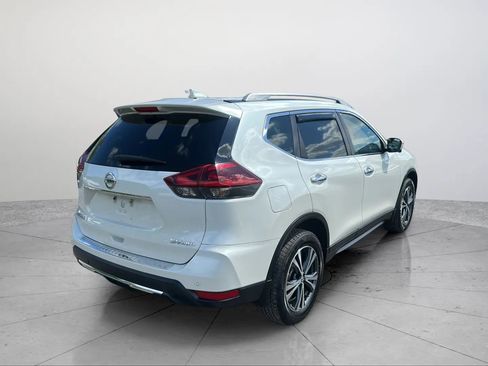 Used 2019 Nissan Rogue SV w/ Premium Package AWD/4WD image 13