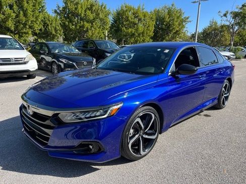 Used 2022 Honda Accord Sport image 2