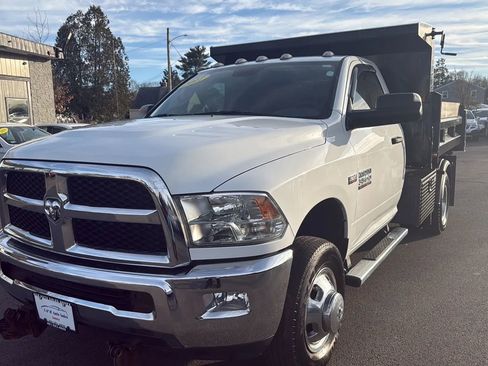 Used 2017 RAM 3500 Tradesman w/ Power & Remote Entry Group image 3
