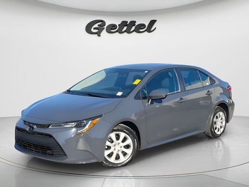 Used 2024 Toyota Corolla LE image 1