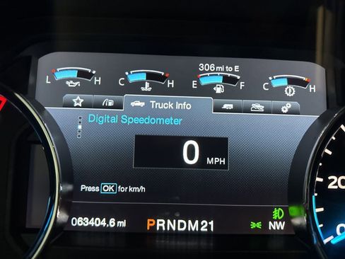 Used 2015 Ford F150 Lariat w/ Equipment Group 502A Luxury image 7