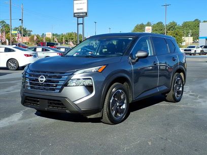 Used 2024 Nissan Rogue SV