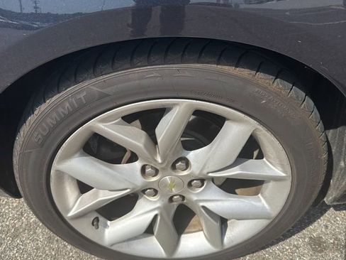 Used 2014 Chevrolet Impala LT FWD image 13