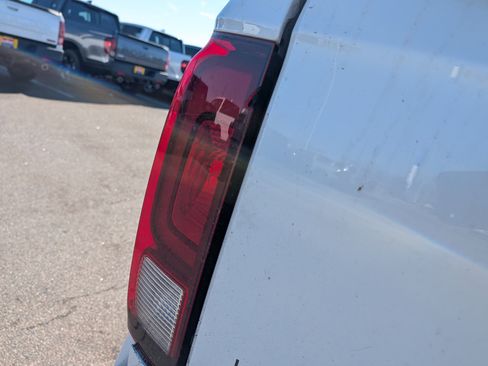 Used 2021 Honda Ridgeline Black Edition image 17