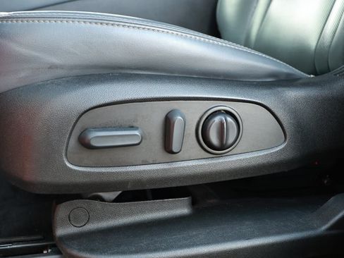 Used 2022 Buick Enclave Essence w/ Sound and Sites Package FWD image 24