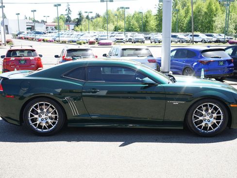 Used 2015 Chevrolet Camaro SS w/ Green Flash Special Edition RWD image 6