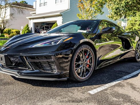 Used 2023 Chevrolet Corvette Stingray Coupe w/ Z51 Performance Package RWD image 14