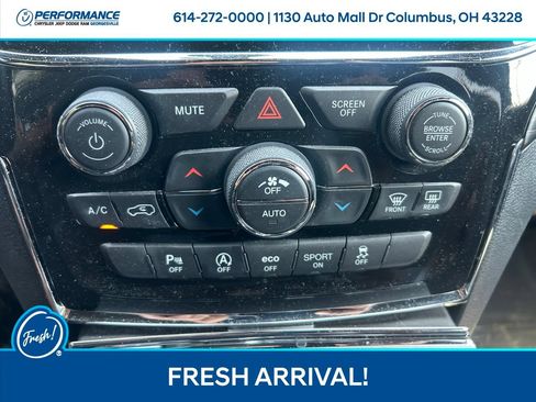 Used 2021 Jeep Grand Cherokee Laredo X AWD/4WD image 23