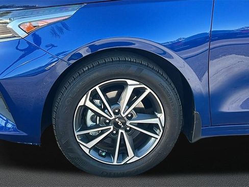 New 2024 Kia Forte LXS w/ LXS Technology Package image 4