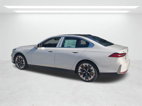 New 2026 BMW 530i xDrive 530i xDrive image 6