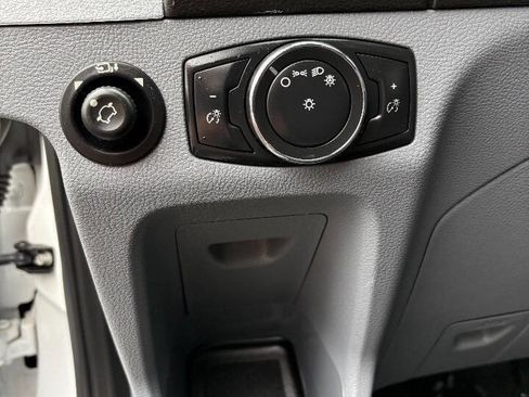 Used 2019 Ford Transit 150 XLT image 15