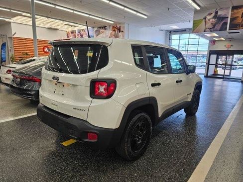 Used 2020 Jeep Renegade Sport AWD/4WD image 5