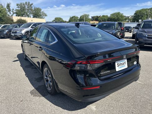 Used 2023 Honda Accord EX image 6
