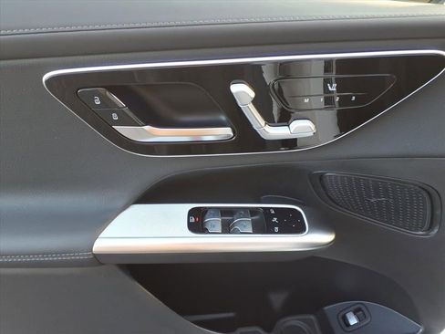 Used 2026 Mercedes-Benz GLC 300 4MATIC image 12