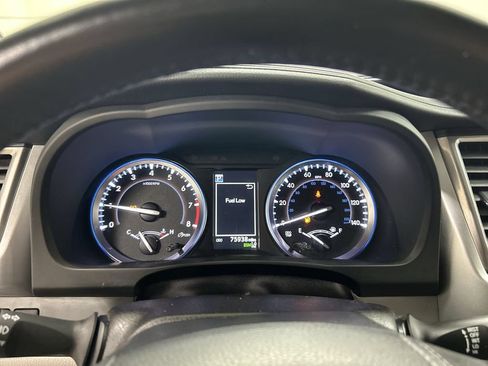Used 2018 Toyota Highlander XLE AWD/4WD image 13