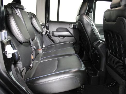 Used 2022 Jeep Wrangler Unlimited Rubicon 4xe w/ Steel Bumper Group image 27