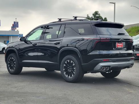 New 2026 Chevrolet Traverse Z71 image 2