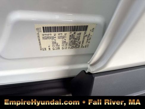 Used 2021 Nissan Rogue S image 18