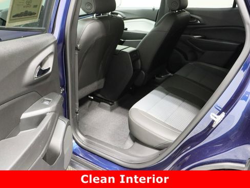 Used 2024 Chevrolet Trax LT w/ Driver Confidence Package image 27