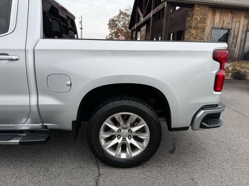 Used 2019 Chevrolet Silverado 1500 LTZ image 39