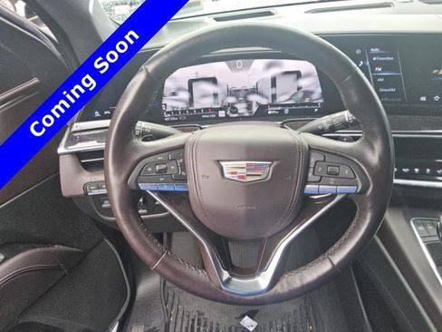 Used 2022 Cadillac Escalade ESV Sport Platinum w/ LPO, ONYX Package AWD/4WD image 4