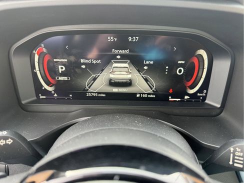 Used 2021 Nissan Rogue Platinum image 21