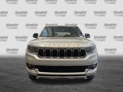 Used 2023 Jeep Wagoneer Series III w/ Convenience Group I AWD/4WD image 3