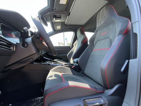 New 2026 Volkswagen GTI SE FWD image 11