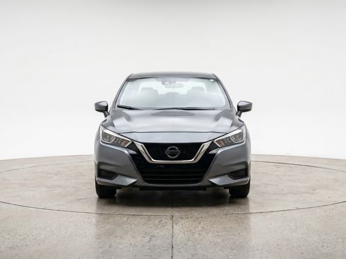 Used 2025 Nissan Versa SV FWD image 2