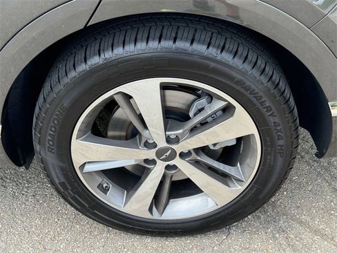 Used 2024 Genesis GV80 3.5T image 21