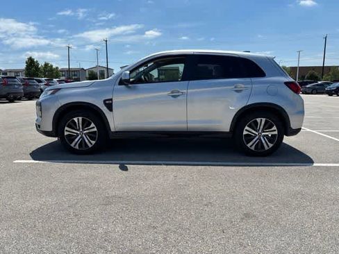 Used 2020 Mitsubishi Outlander Sport ES FWD image 2