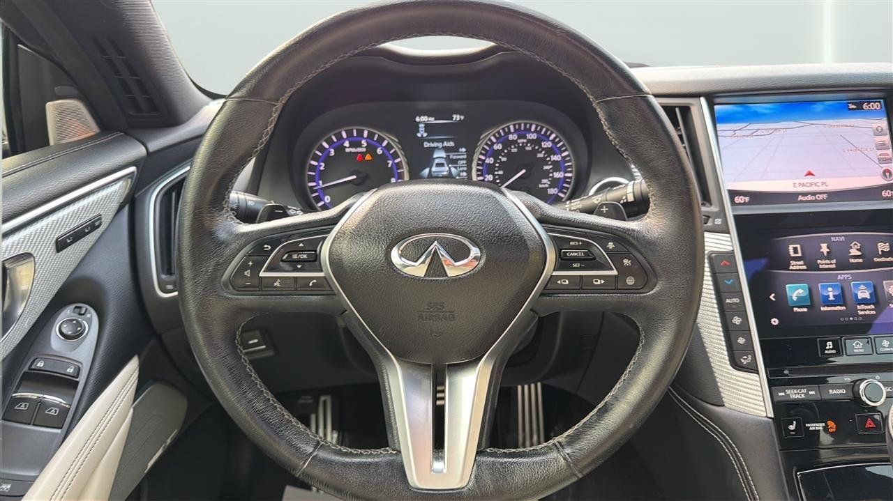 Used 2017 INFINITI Q60 Red Sport 400 RWD image 25