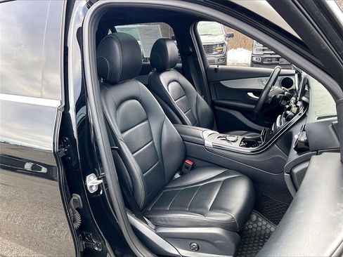 Used 2019 Mercedes-Benz GLC 300 GLC 300 image 10