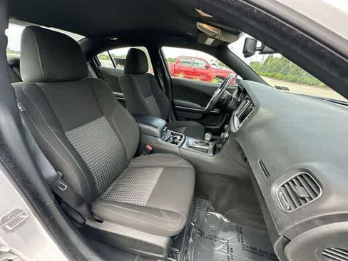 Used 2022 Dodge Charger SXT w/ Cold Weather Package AWD/4WD image 22