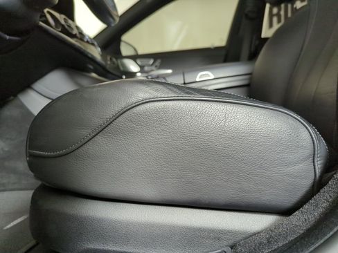 Used 2018 Mercedes-Benz S 450 Sedan image 25