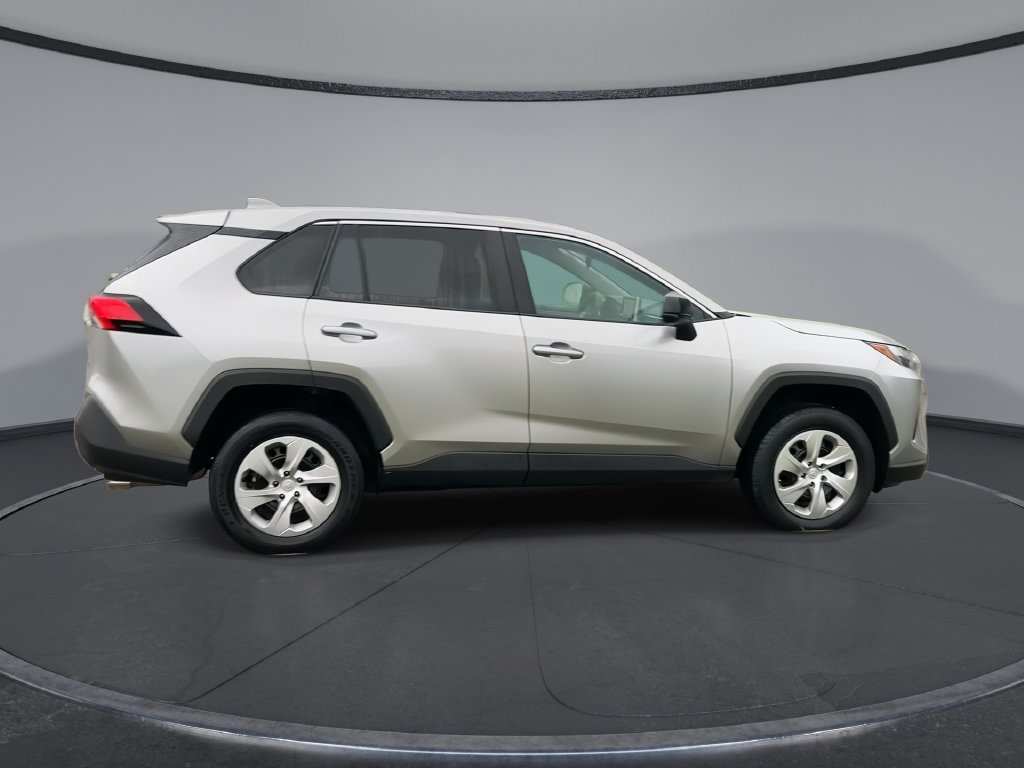 Certified 2024 Toyota RAV4 LE FWD image 9