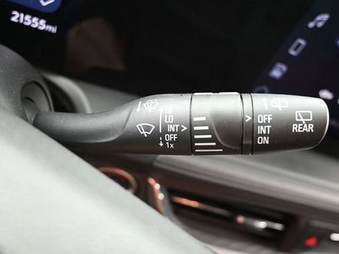 Used 2025 Buick Encore GX Preferred AWD/4WD image 25