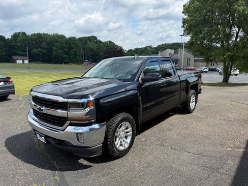 Used 2017 Chevrolet Silverado 1500 LT w/ All Star Edition AWD/4WD image 1