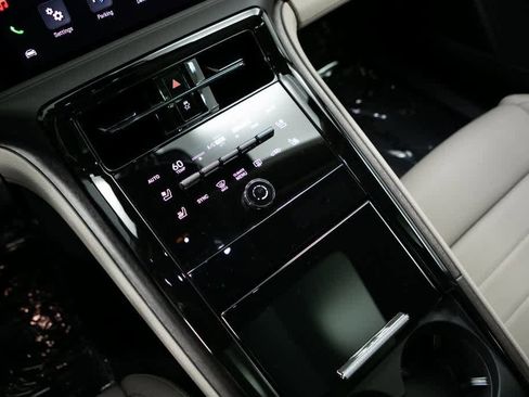 New 2025 Porsche Panamera 4 image 15