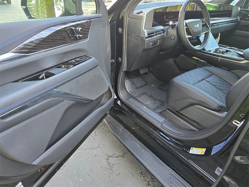 New 2026 Cadillac Escalade IQL Sport 1 image 22