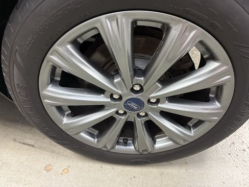 Used 2018 Ford Escape Titanium AWD/4WD image 36