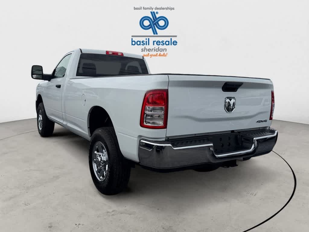 Used 2024 RAM 2500 Tradesman w/ Chrome Appearance Group AWD/4WD image 10
