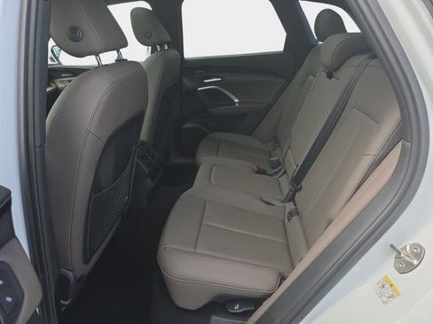 Certified 2025 Audi Q5 Premium Plus w/ Premium Plus AWD/4WD image 24