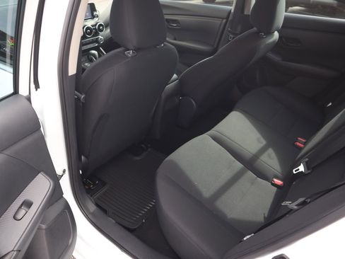 Used 2025 Nissan Sentra S image 10