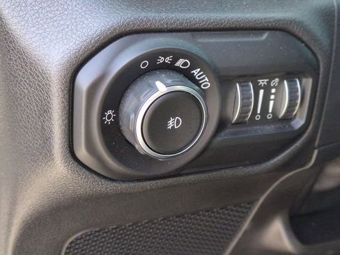 Used 2021 Jeep Wrangler Unlimited Sport AWD/4WD image 16