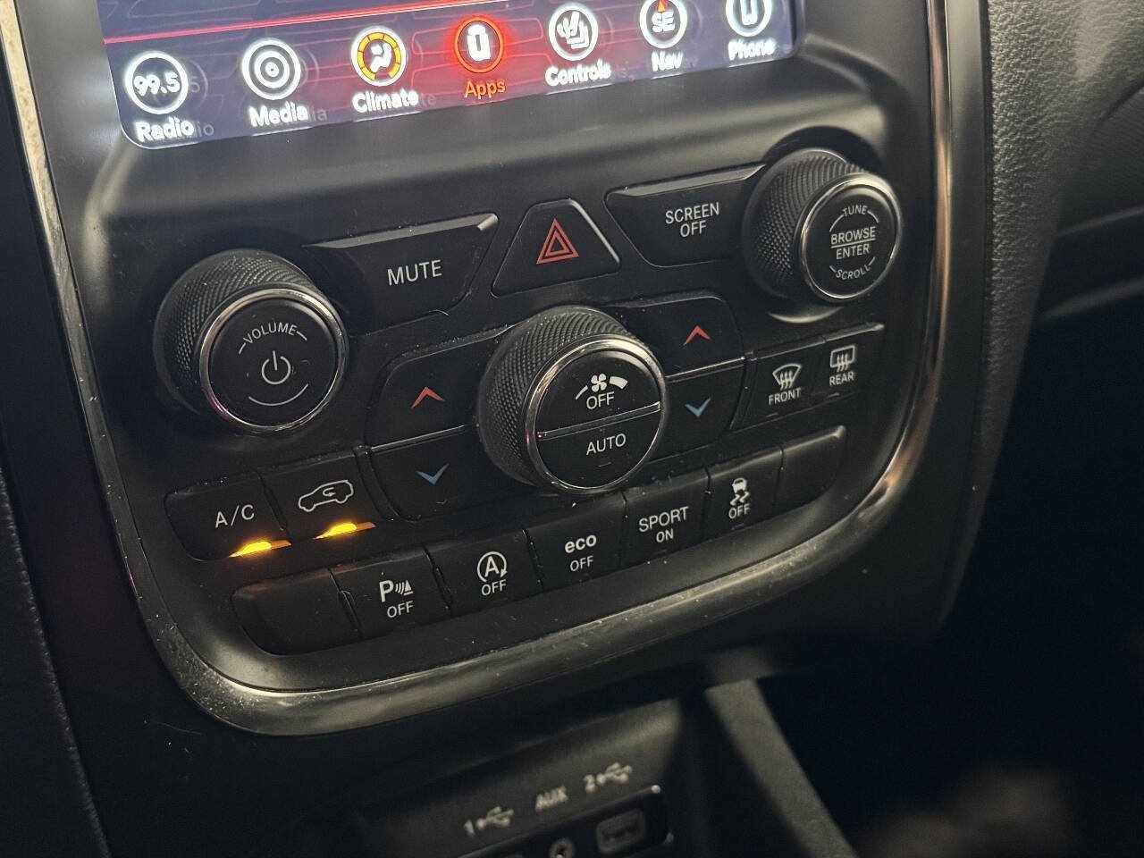 Used 2018 Dodge Durango GT w/ Blacktop Package AWD/4WD image 36