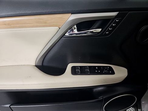 Used 2021 Lexus RX 350L FWD w/ Premium Package image 14