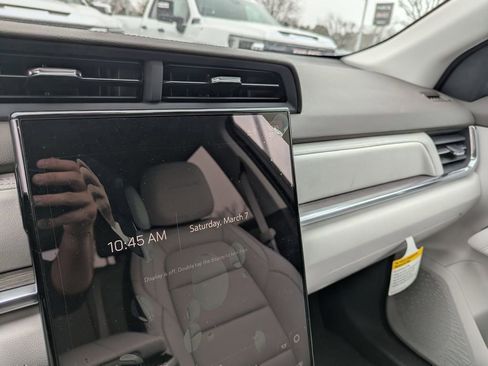 New 2026 GMC Terrain Denali AWD/4WD image 13