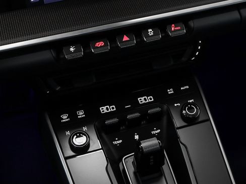 Used 2025 Porsche 911 Turbo S image 62